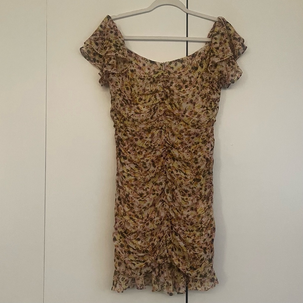 ASTR The Label Ruffle Rushed Mini Dress - Picture 5 of 12